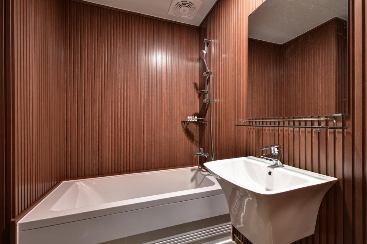 Sea Moon Tourist Hotel Инчон Экстерьер фото