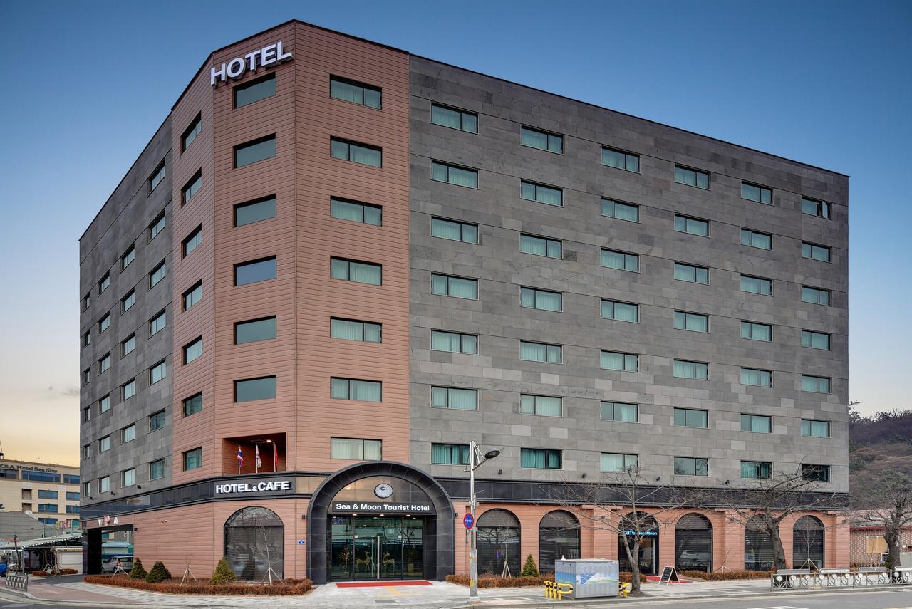 Sea Moon Tourist Hotel Инчон Экстерьер фото