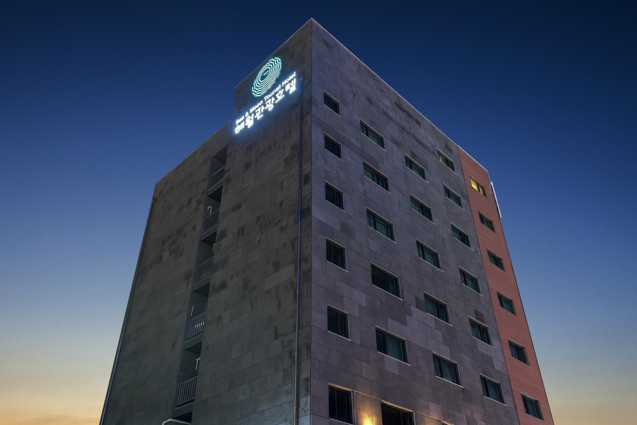 Sea Moon Tourist Hotel Инчон Экстерьер фото